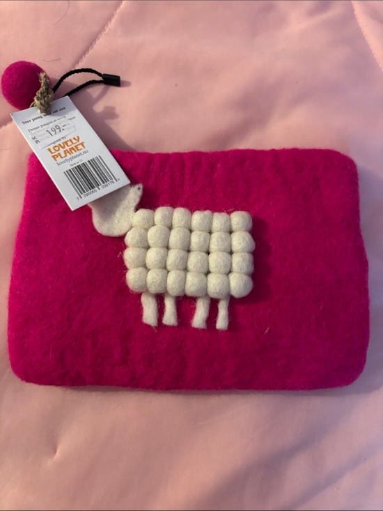 Lovely planet Accessories - Hot Pink Felt Sheep Wristlet Clutch